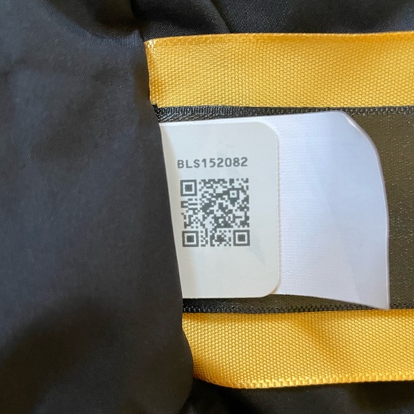 The North Face Men’s McMurdo Parka In New Taupe Green - Picture 9 of 10